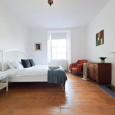 Edinburgh Charming Old Town Apartment Exterior photo